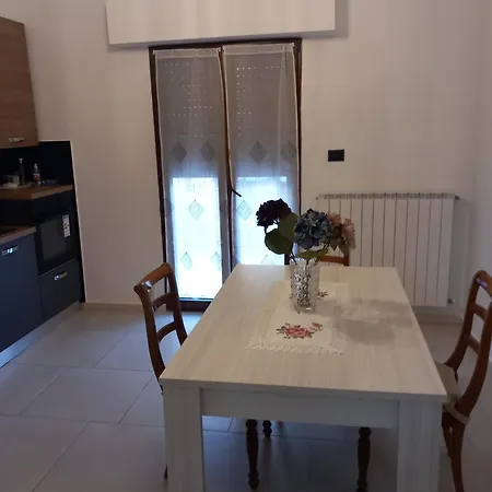 Le Terme Da Claudia E Clara Apartmán *