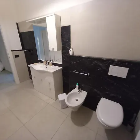 Le Terme Da Claudia E Clara Apartmán *